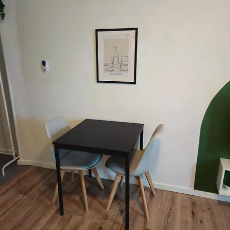 Smulik Flat 23 *
